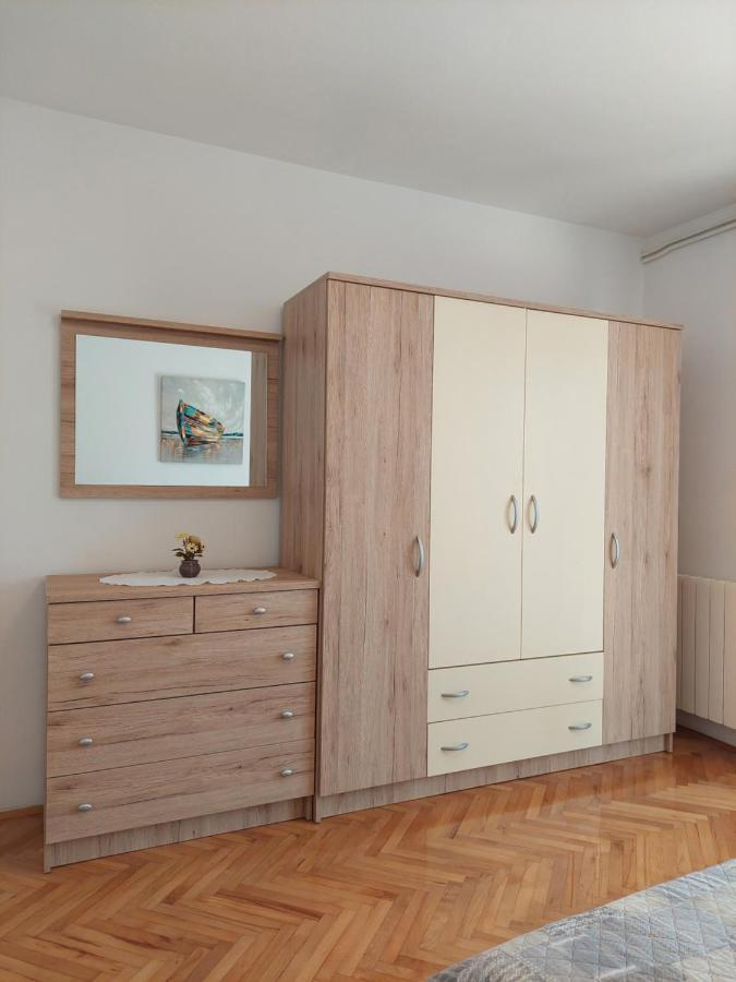 Holiday Apartment Vodice Buitenkant foto