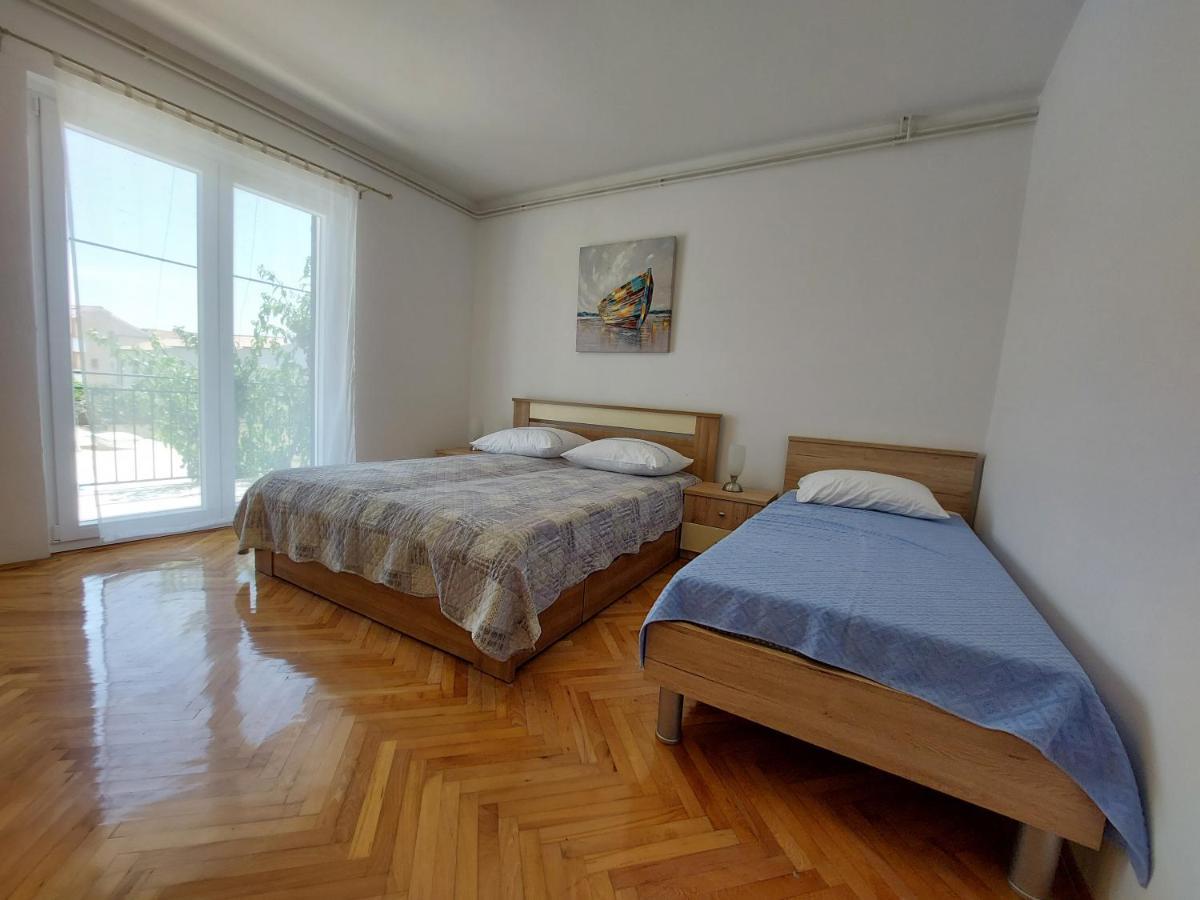 Holiday Apartment Vodice Buitenkant foto