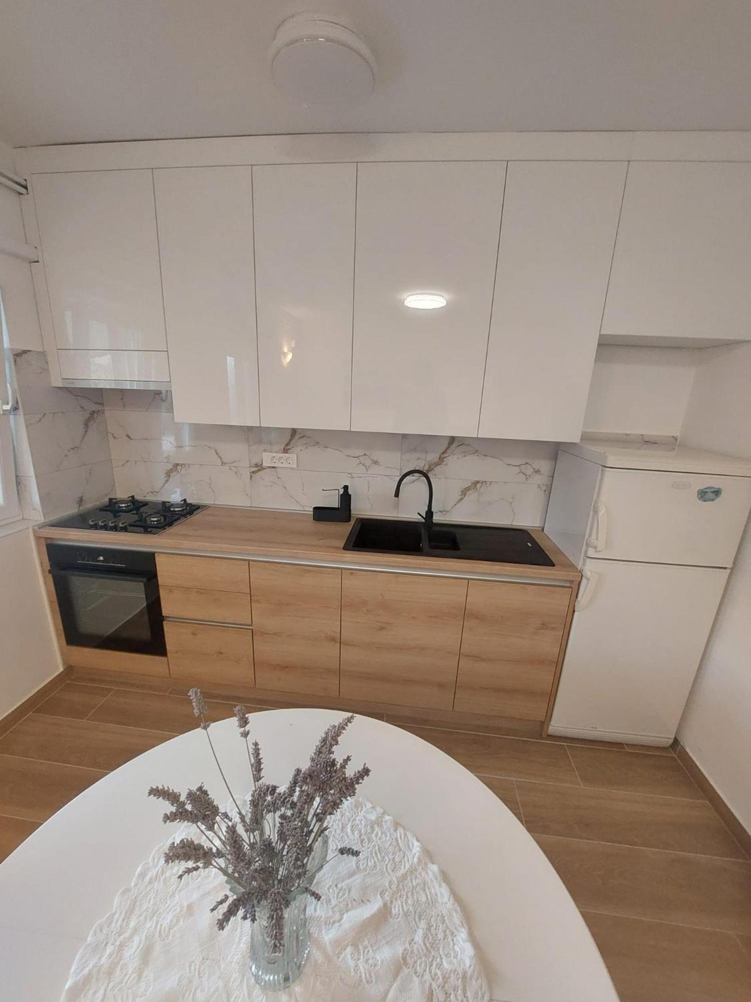 Holiday Apartment Vodice Buitenkant foto