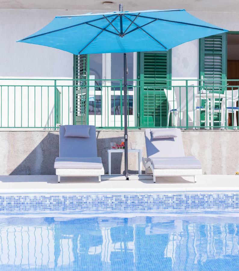 Holiday Apartment Vodice Buitenkant foto